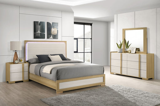 Hyland 4 & 5 Piece Bedroom Set E.King & Queen - Orbit Furniture (Richmond,BC)