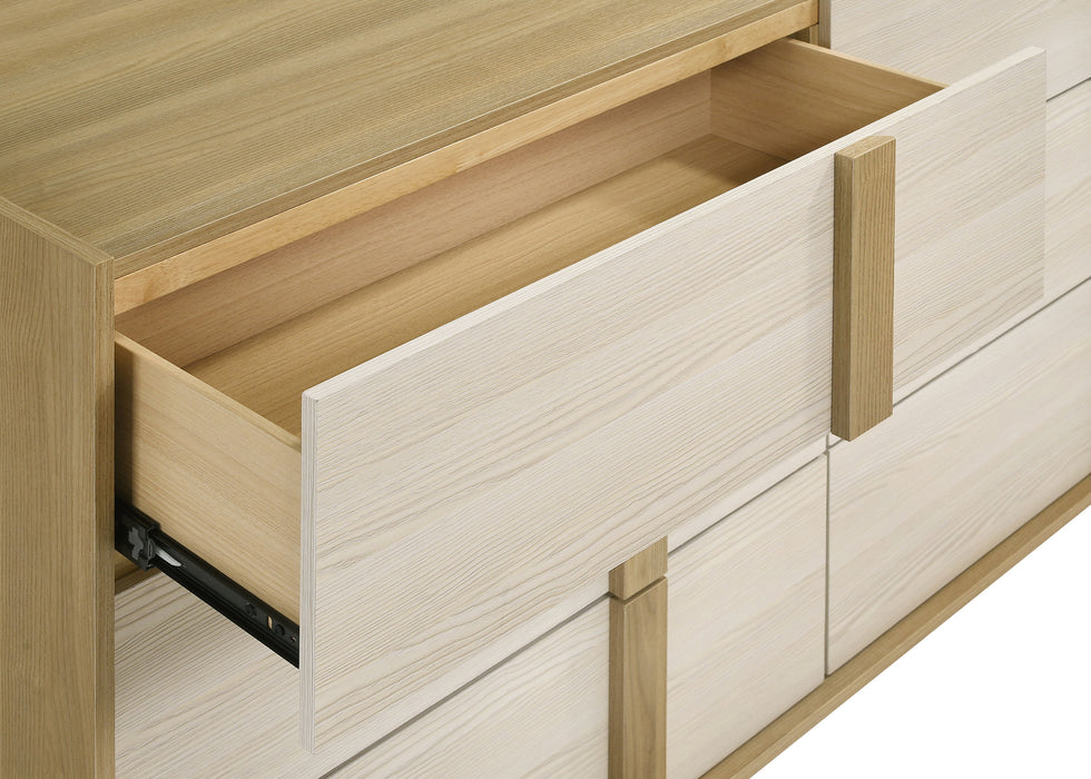 Hyland 4 & 5 Piece Bedroom Set E.King & Queen - Orbit Furniture (Richmond,BC)