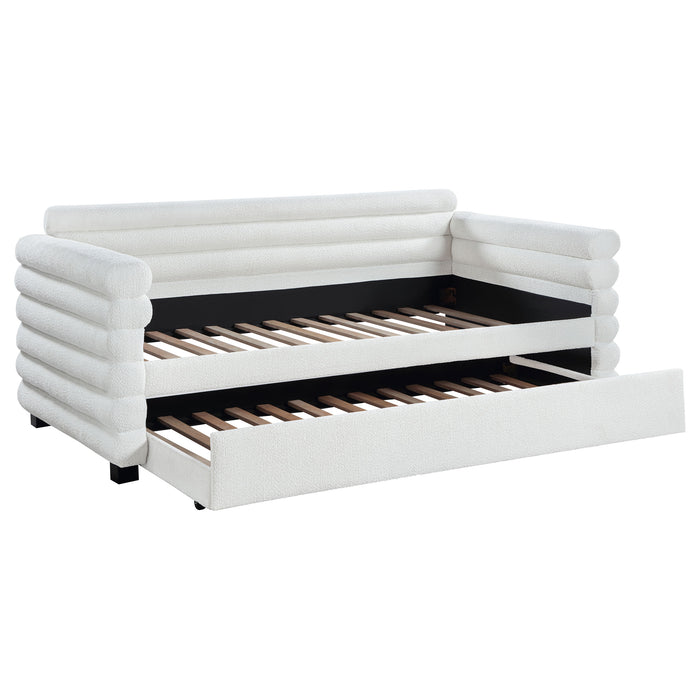 Patricia Daybed - Orbit Furniture (Richmond,BC)