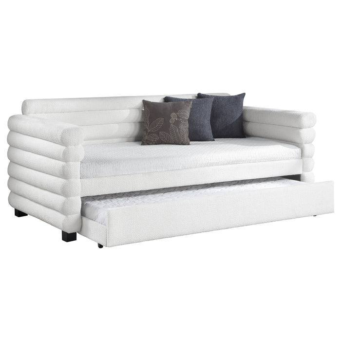 Patricia Daybed - Orbit Furniture (Richmond,BC)