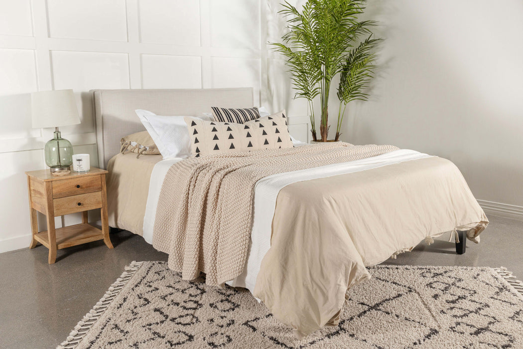 Izzy Eastern / California King Headboard - Orbit Furniture (Richmond,BC)