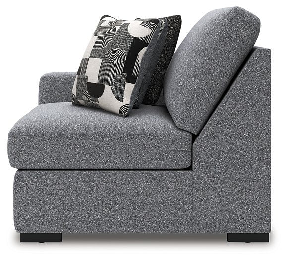 Bealton Sectional with Chaise - Orbit Furniture (Richmond,BC)