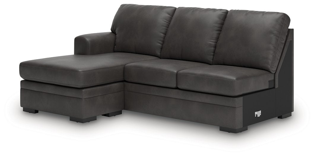 Lofton-Pike Sectional with Chaise - Orbit Furniture (Richmond,BC)