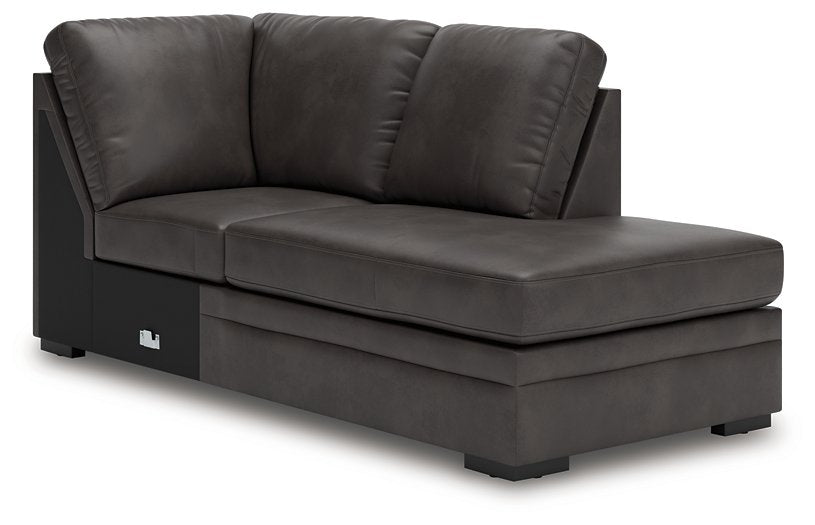 Lofton-Pike Sectional with Chaise - Orbit Furniture (Richmond,BC)