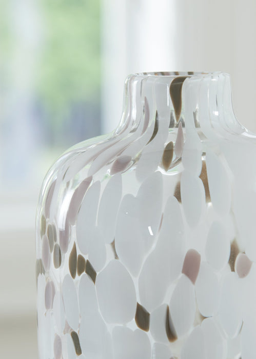 Keelton Vase - Orbit Furniture (Richmond,BC)