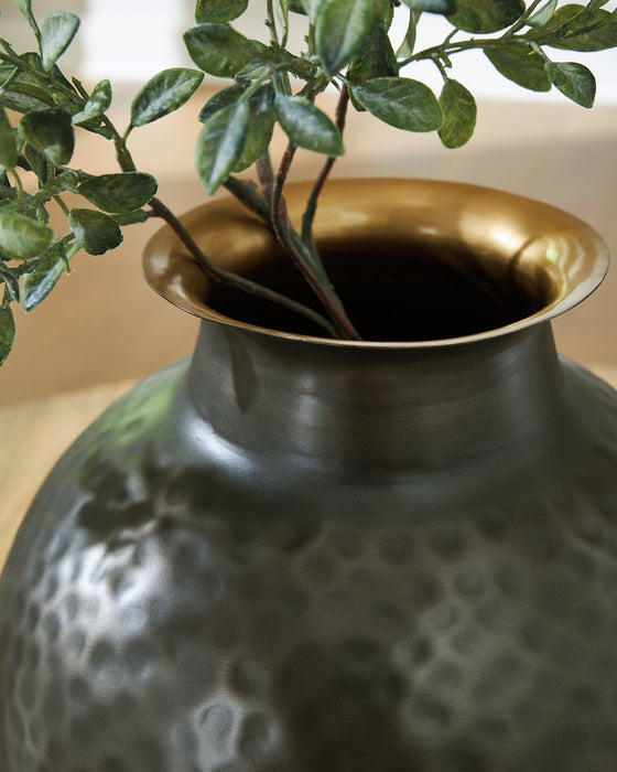 Woody Vase - Orbit Furniture (Richmond,BC)