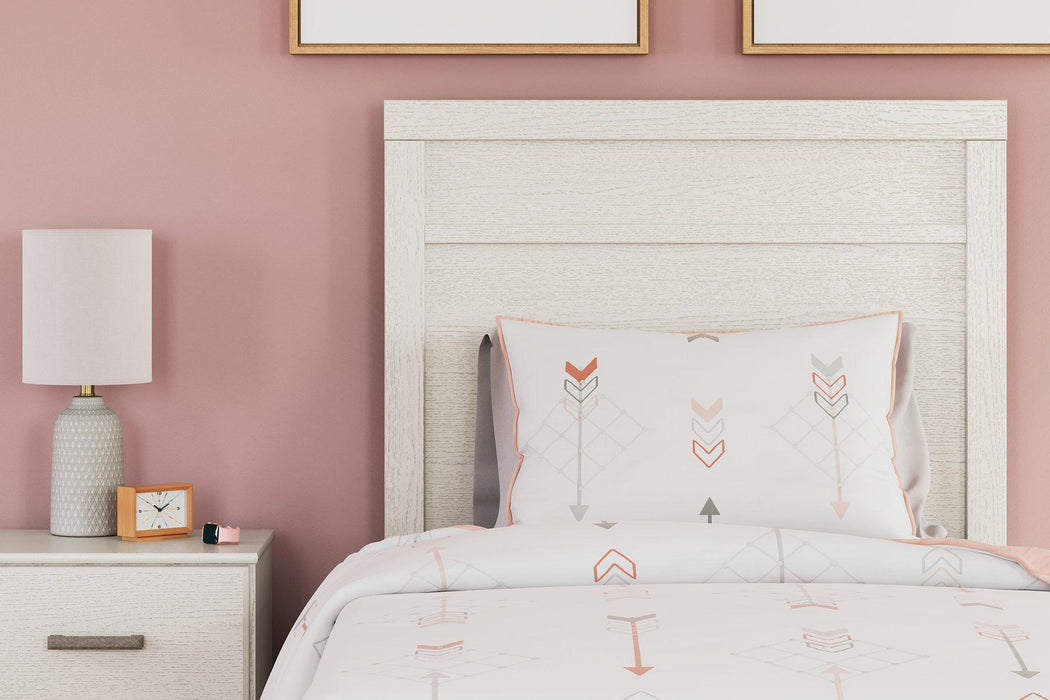 Stelsie Bed - Orbit Furniture (Richmond,BC)