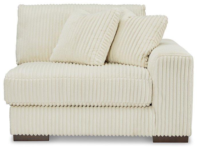 Lindyn Sectional Sofa - Orbit Furniture (Richmond,BC)