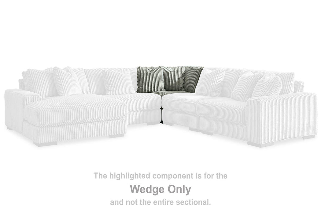 Lindyn Sectional with Chaise - Orbit Furniture (Richmond,BC)