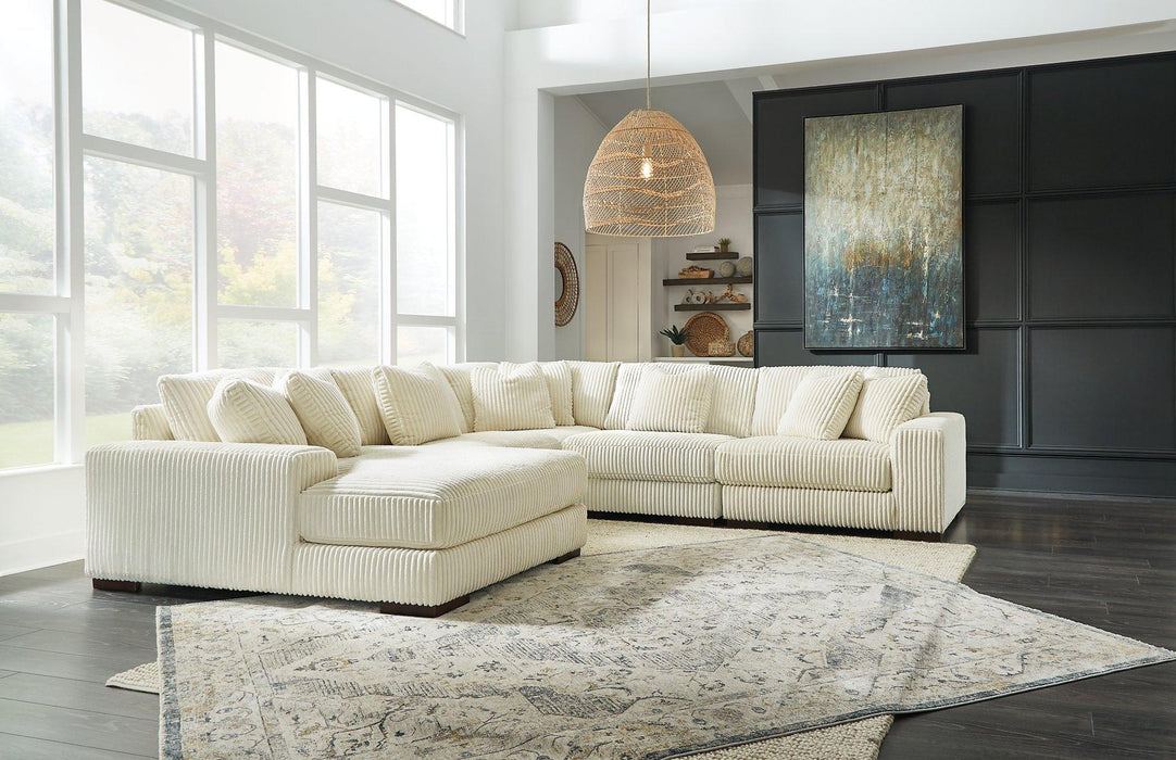 Lindyn Sectional with Chaise - Orbit Furniture (Richmond,BC)