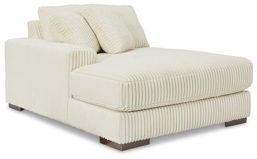 Lindyn Sectional with Chaise - Orbit Furniture (Richmond,BC)
