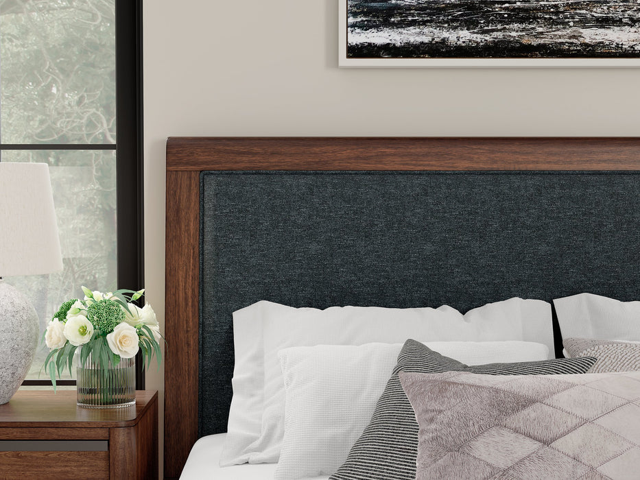Dilenno Upholstered Bed - Orbit Furniture (Richmond,BC)