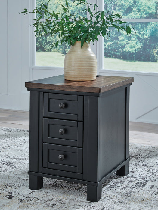 Wildenauer Chairside End Table - Orbit Furniture (Richmond,BC)